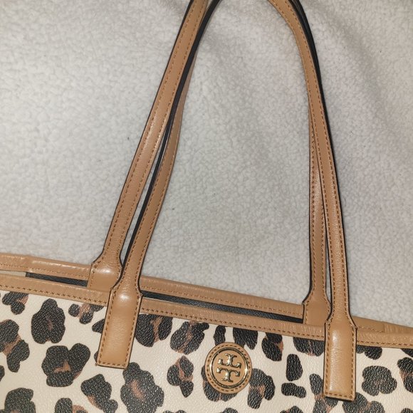 Tory Burch Kerrington Animal Print Coated Tote Handbag - Picture 4 of 16